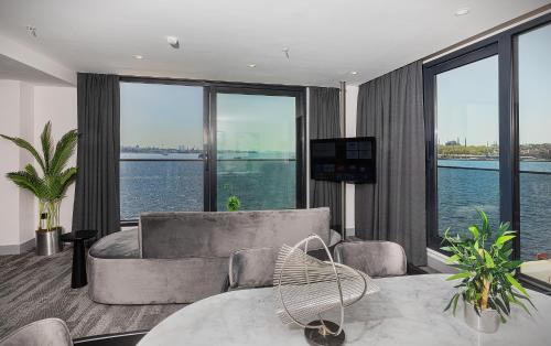 บริการและสิ่งอำนวยความสะดวก, เปรา บอสฟอรัส โฮเทล (Pera Bosphorus Hotel) in เบโยกลู บริการและสิ่งอำนวยความสะดวก, เปรา บอสฟอรัส โฮเทล (Pera Bosphorus Hotel) in เบโยกลู