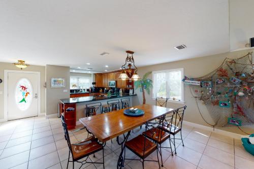 The Mermaid Manor in Cudjoe Key (FL) The Mermaid Manor in Cudjoe Key (FL)