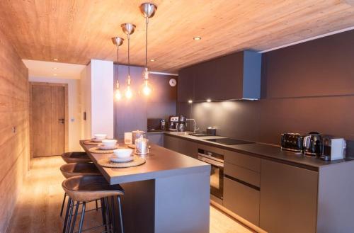 Luxueux appartement skis aux pieds, jacuzzi privatif in Les Brigues Luxueux appartement skis aux pieds, jacuzzi privatif in Les Brigues