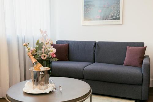 DOM Hotel LIMBURG in ลิมเบิร์กแอนเดอร์ลาน DOM Hotel LIMBURG in ลิมเบิร์กแอนเดอร์ลาน