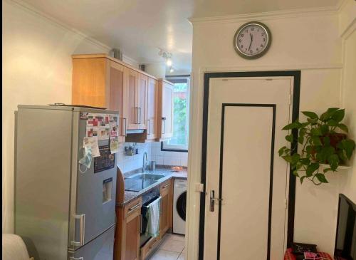 Appartement bien agence in Les Lilas Appartement bien agence in Les Lilas