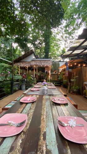 Nua Tone Resort & Cafe near Green Elephant Sanctuary Park Nua Tone Resort & Cafe near Green Elephant Sanctuary Park