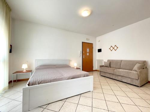 Diani Beach - Carraro Immobiliare Jesolo - Family Apartments