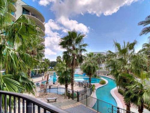 Lighthouse on the Bay 2206- Elegant condo-Lazy River and Bay Views in 카스웰 Lighthouse on the Bay 2206- Elegant condo-Lazy River and Bay Views in 카스웰