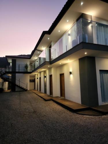 Rei dos Mares Suítes (Rei dos Mares Suites) in Ubatuba Rei dos Mares Suítes (Rei dos Mares Suites) in Ubatuba