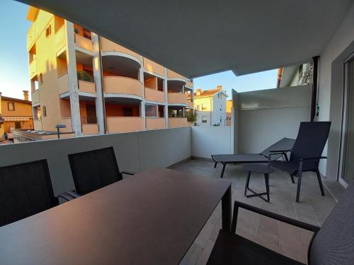 Apartment with Terrace image 8