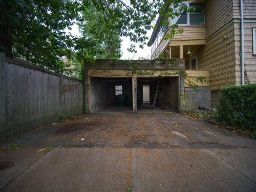 Cozy Large House close to TUFTS/Harvard/MIT 4BR in Medford Cozy Large House close to TUFTS/Harvard/MIT 4BR in Medford