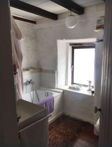 Bathroom, Country house in Caravate Bathroom, Country house in Caravate