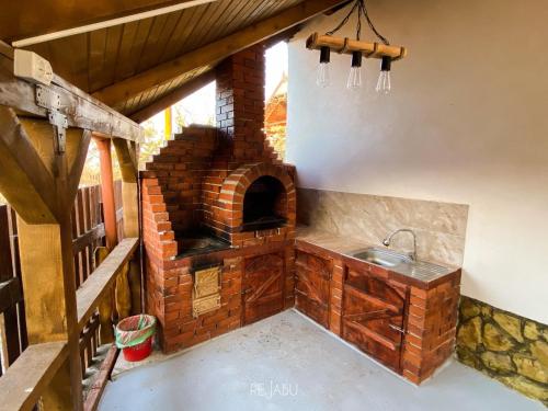 Cabana Rejabu in Sebiș Cabana Rejabu in Sebiș