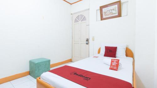 RedDoorz @ El Cuarto SRP Talisay in Talisay City RedDoorz @ El Cuarto SRP Talisay in Talisay City