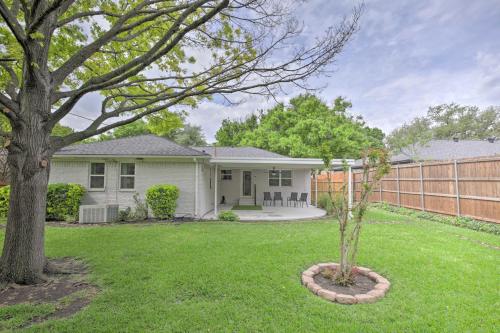 Charming Dallas Home with Yard about 6 Mi to Dtwn! in Клермонт Charming Dallas Home with Yard about 6 Mi to Dtwn! in Клермонт