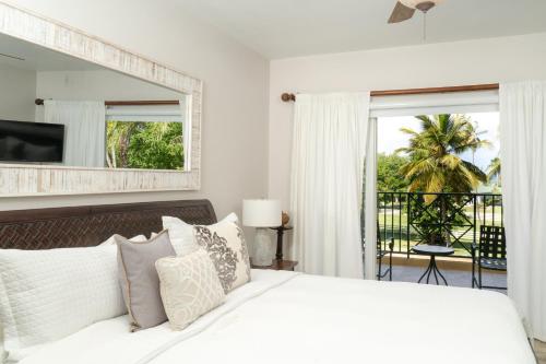 Villa Montana Beach Resort in Isabela Villa Montana Beach Resort in Isabela