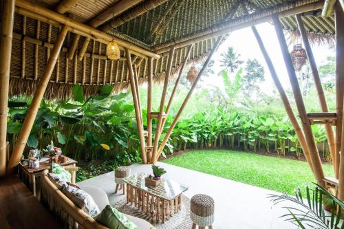 Balikayanas Bamboo House - Miggiell House in Besakih Balikayanas Bamboo House - Miggiell House in Besakih