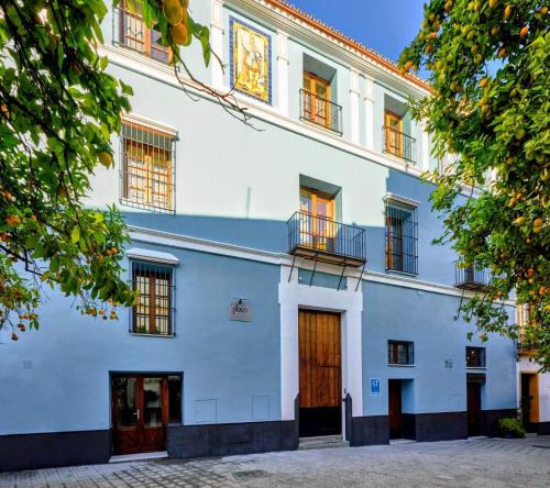 Palacio del siglo XVII frente a los Jardines de Murillo