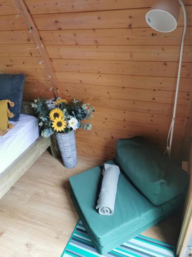 Cosy Forest Pod with Wood Fired Hot Tub & Fire Pit in Stalmine Cosy Forest Pod with Wood Fired Hot Tub & Fire Pit in Stalmine