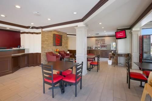 Lobby, Red Roof Inn Dillon, SC in Dillon (SC) Lobby, Red Roof Inn Dillon, SC in Dillon (SC)