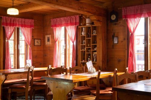 Étterem, Penzion a hostinec Kyjovská terasa (Penzion a hostinec Kyjovska terasa) in Krasna Lipa Étterem, Penzion a hostinec Kyjovská terasa (Penzion a hostinec Kyjovska terasa) in Krasna Lipa