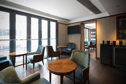 Bar/lounge, Hotel One Eighteen in Causeway Bay Bar/lounge, Hotel One Eighteen in Causeway Bay