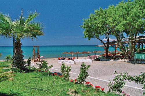 Antonios Village Hotel & Apartments in Arkoudi Antonios Village Hotel & Apartments in Arkoudi
