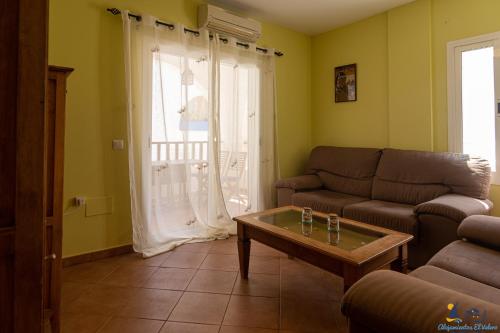 El Velero La Isleta Junto al Mar Buceo Parking in 莫羅島 El Velero La Isleta Junto al Mar Buceo Parking in 莫羅島