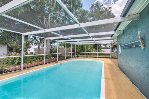 Relaxing Port Richey Getaway with Lanai and Pool! in Port Richey (FL) Relaxing Port Richey Getaway with Lanai and Pool! in Port Richey (FL)