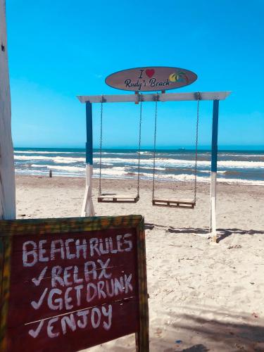 Hostal Rudy's Beach in Puerto Cortes Hostal Rudy's Beach in Puerto Cortes
