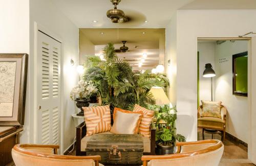 Atelier in Chinatown Atelier in Chinatown