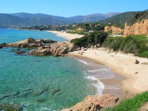 Villa mitoyenne, 100m des plages - 3 chambres- in Coggia Villa mitoyenne, 100m des plages - 3 chambres- in Coggia