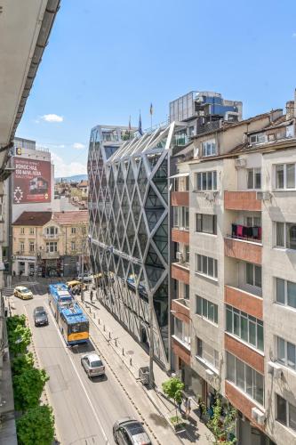 Designer Maisonette with Top Central Location by Flat Mаnager