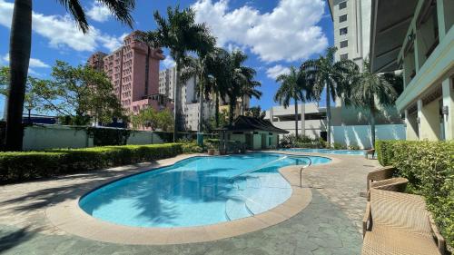 Swimming pool, Marvel Suite Staycation in Sta. Mesa / Paco Swimming pool, Marvel Suite Staycation in Sta. Mesa / Paco
