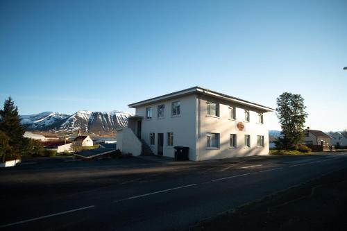 المنظر الخارجي, The Guesthouse by the Fjord in Thingeyri المنظر الخارجي, The Guesthouse by the Fjord in Thingeyri