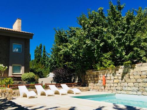 Swimming pool, Terra Malal in Chos Malal Swimming pool, Terra Malal in Chos Malal