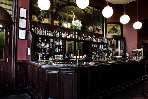 Swan & Railway Hotel Wigan in Wigan Swan & Railway Hotel Wigan in Wigan