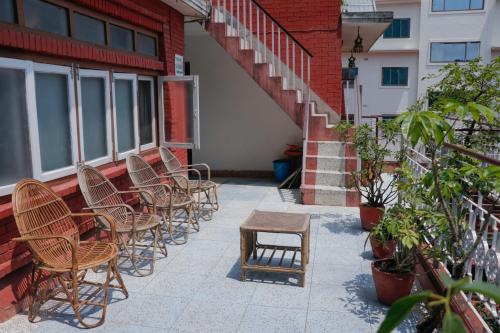 Varanda/terraço, Hotel Thorong La Thamel in Catmandu Varanda/terraço, Hotel Thorong La Thamel in Catmandu
