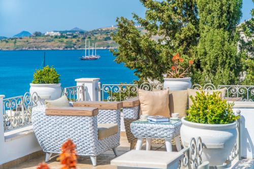 Balcony/terrace, Manzara Boutique Hotel - Adults Only in Kumbahce Balcony/terrace, Manzara Boutique Hotel - Adults Only in Kumbahce