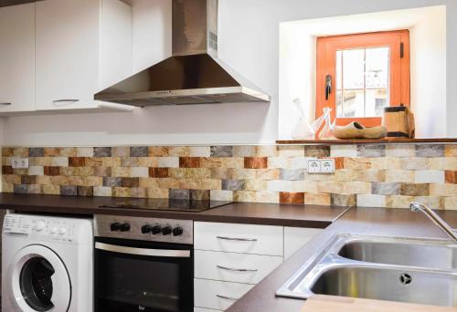 Konyha, Can ventura, alojamiento entero in La Vall De Bianya Konyha, Can ventura, alojamiento entero in La Vall De Bianya