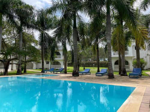 Uima-allas, Royal Palms Apartment A4 in Mtwapa Uima-allas, Royal Palms Apartment A4 in Mtwapa