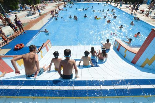 Swimming pool, Bungalow in Caorle with garden furniture in Duna Verde Swimming pool, Bungalow in Caorle with garden furniture in Duna Verde