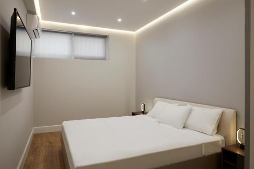 Central & Comfy apartment 2mins walking from metro