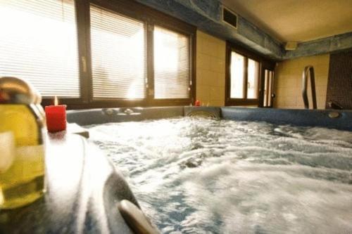 Джакузі, Ξενοδοχειο ΜΑΓΚΙΩΣΗ in Нераідохорі Джакузі, Ξενοδοχειο ΜΑΓΚΙΩΣΗ in Нераідохорі