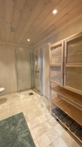 Penthouse by the ski lift, 4 bedrooms, 2 living rooms in Странда Penthouse by the ski lift, 4 bedrooms, 2 living rooms in Странда