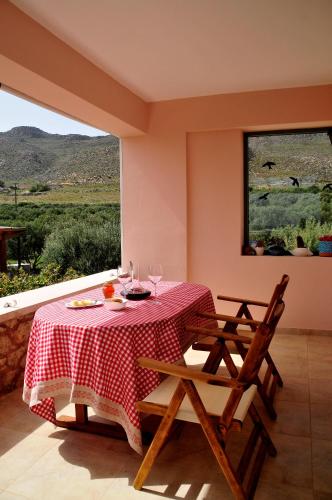Balcony/terrace, Alkionides Villas in Lefki Balcony/terrace, Alkionides Villas in Lefki