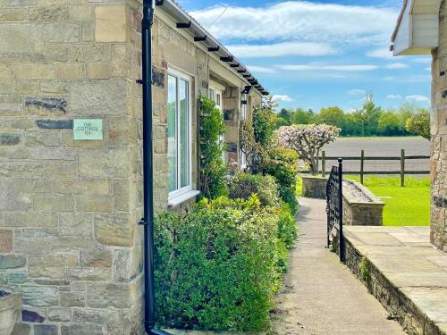 Giriş, The Cottage in Woodthorpe Giriş, The Cottage in Woodthorpe