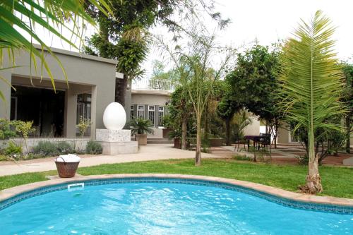 Vista, Village Boutique Hotel in Otjiwarongo Vista, Village Boutique Hotel in Otjiwarongo