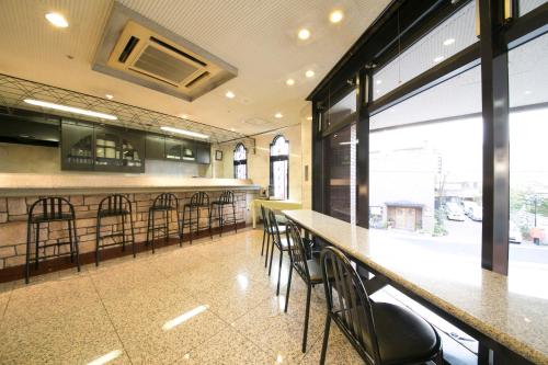 Bar/lounge, Urban Hotel Kusatsu in Kusatsu Bar/lounge, Urban Hotel Kusatsu in Kusatsu