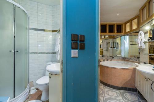 This photo about Guest House V.O.14 shared on HyHotel.com