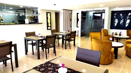 Bar/lounge, Skyna Hotel Luanda in Luanda Bar/lounge, Skyna Hotel Luanda in Luanda