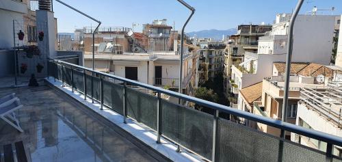 Nikis Penthouse - image 7