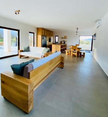 Villa Fluggi near Labin in Santalezi Villa Fluggi near Labin in Santalezi