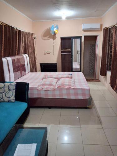 Vila Cottage rambutan binjai in Parakan Jaya Vila Cottage rambutan binjai in Parakan Jaya